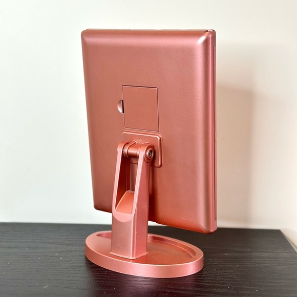 DeWEISN Rose Color Tri-Fold Vanity Mirror - Picture 10 of 12